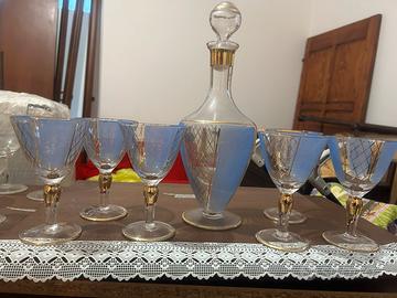 6 Bicchieri + bottiglia vintage
