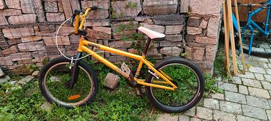 Bicicletta BMX