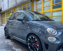 Abarth 595 competizione 70th anniversario