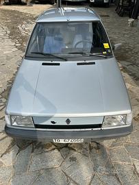 Renault 11