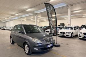 Lancia Ypsilon 1.2 16V Platino