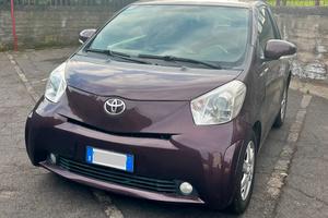 Toyoya iQ 1.0 benzina RESTAURATA sc.ambio