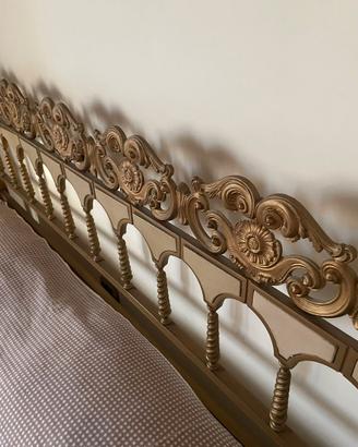 Letto matrimoniale 