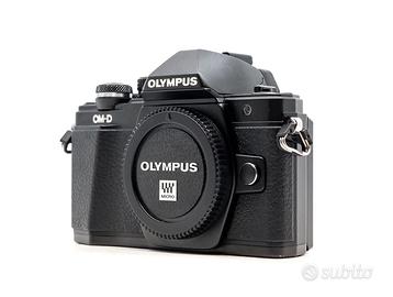 Olympus OM-D E-M10 Mark II nera - solo corpo