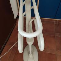Scaldasalviette portatile per asciugamani o abiti.