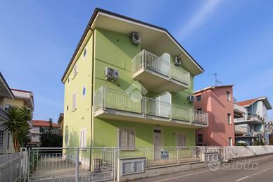 PALAZZINA A ALBA ADRIATICA