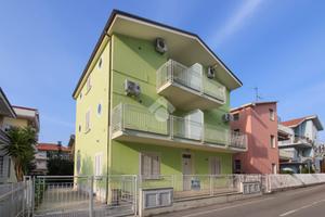 PALAZZINA A ALBA ADRIATICA