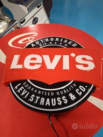 insegna Levi's termoformata