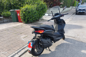 Beverly 400 s