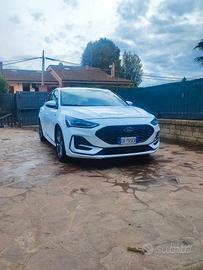 Ford focus st line X  1.0 125 CV Hybrid 