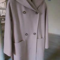 Cappotto con cappuccio in  pura lana tg. 42