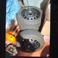 Gomme con cerchi in ferro