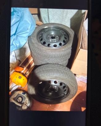 Gomme con cerchi in ferro