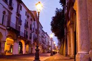 Stanza centro Vicenza solo studenti universitari