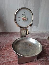 Bilancia ad ago Italiana Macchi