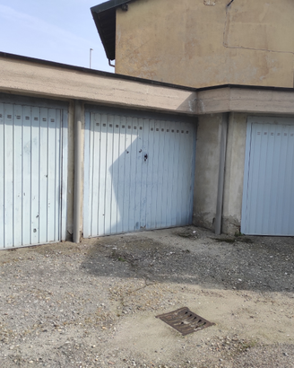 Box in viale parini