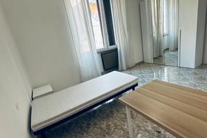 Ampie stanze singole a 3 minuti dall'università