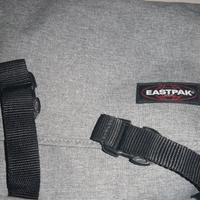 borsa a tracolla Eastpak con patina