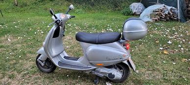 Piaggio Vespa 125 ET4 - 2003