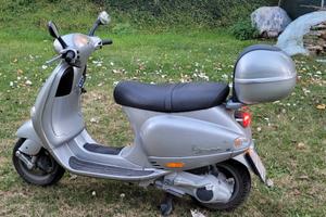 Piaggio Vespa 125 ET4 - 2003