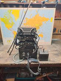 radio militare jeep USA Mutt Vietnam anni '60