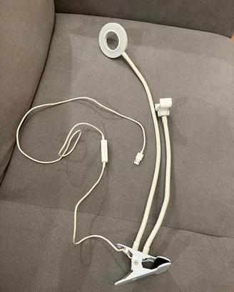 ring light con supporto smartphone