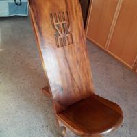 Sedia etnica tribale asiatica