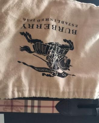 Cinta burberry
