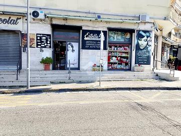NEGOZIO A SAN GIORGIO A CREMANO