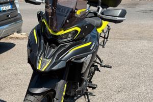 Benelli Trk 702x