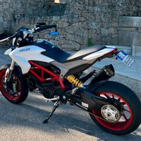 Hypermotard 939