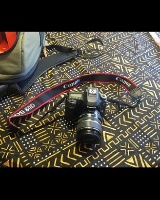 Fotocamera professionale canon EOS 80 D