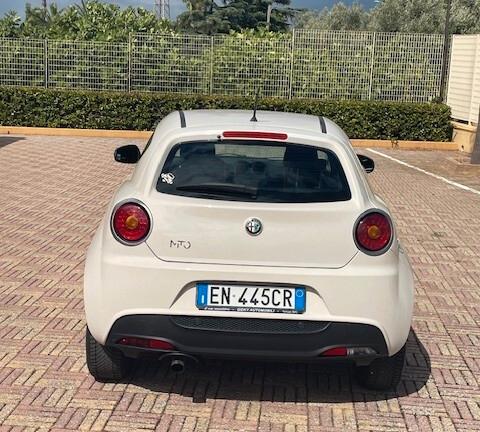 Alfa Romeo MiTo 1.3 JTDm-2 95 CV S&S Distinctive