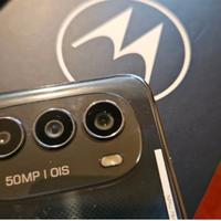 Motorola G82