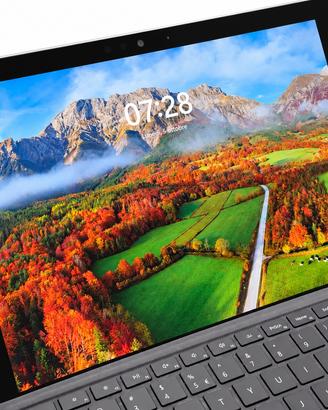 Microsoft Surface Pro 5 LTE e tastiera originale