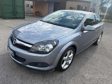 OPEL Astra 107,051km GTC 1.6 16V VVT 3p Cosmo Be