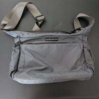 Borsello Uomo Grigio con molte tasche interne