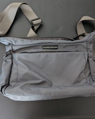 Borsello Uomo Grigio con molte tasche interne