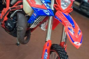 moto Enduro 2t racing 