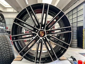 KIT INVERNALE PORSCHE MACAN RAGGIO 21 CERCHI E GOM