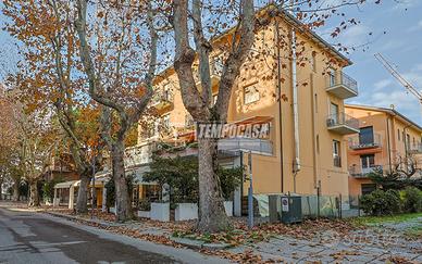 TRILOCALE CON GARAGE PRIVATO