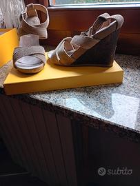 scarpe con zeppa in pelle e scamosciato