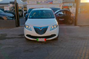 Lancia Ypsilon 0.9 TwinAir 85 CV 5 porte Metano Ec
