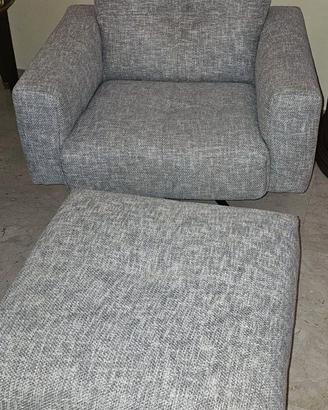 Poltrona Poltrone e Sofà con puff – Pari al nuovo