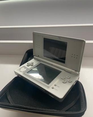 Nintendo ds argento funzionante + giochi