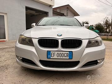 BMW 320 TOURING 