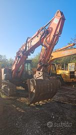 escavatore cingolato Hitachi zx 240n-3