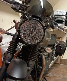 Triumph STREET TWIN 900