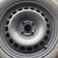 4 cerchi in ferro usati 4 fori da 15 attacco OPEL.