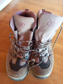 Scarponi donna decathlon